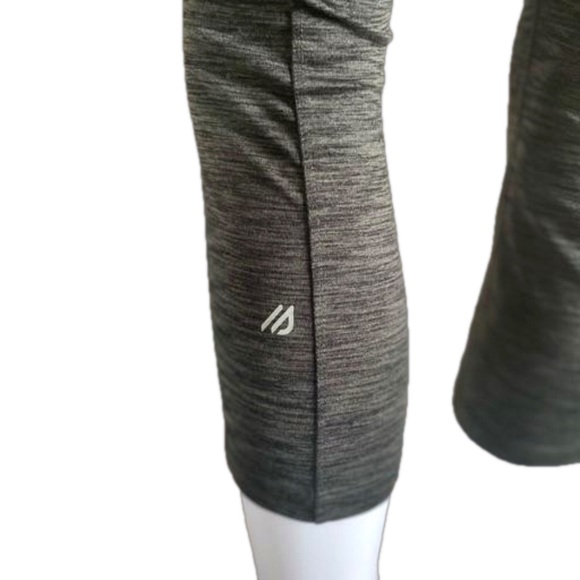 Eddie Bauer women’s cropped leggings with deep pockets size small - Picture 5 of 7